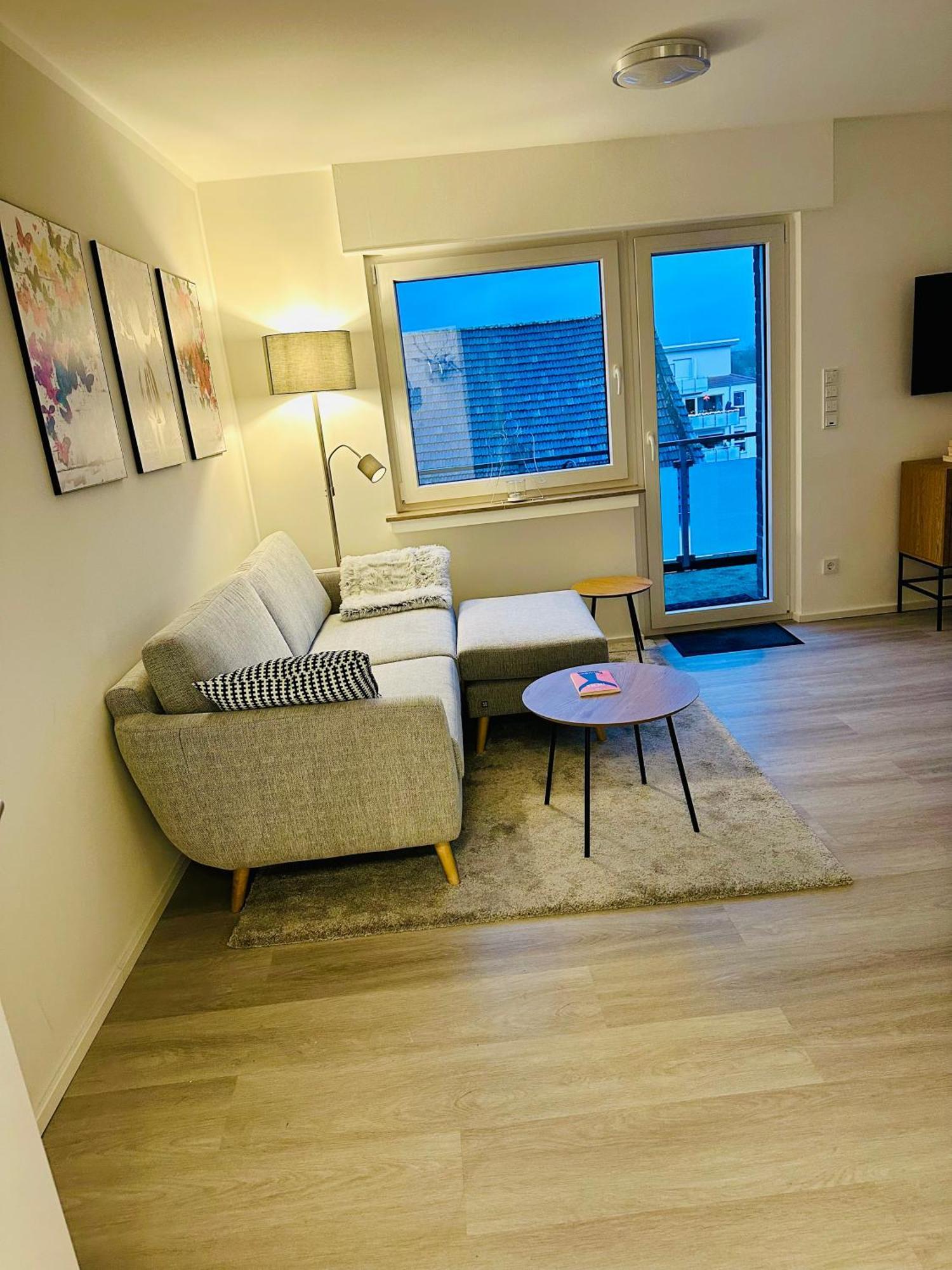 Rheinnest , Neue Und Gemuetliche Wohnung Dormagen Buitenkant foto